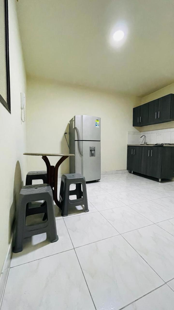 Aparta-estudio Amoblado En Medellin, Campo Valdes Apartment *